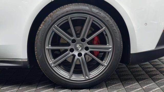 Porsche Panamera 2024 thumb 7