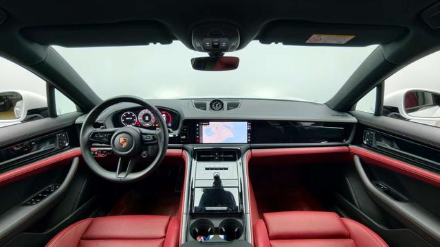 Porsche Panamera 2024 thumb 9