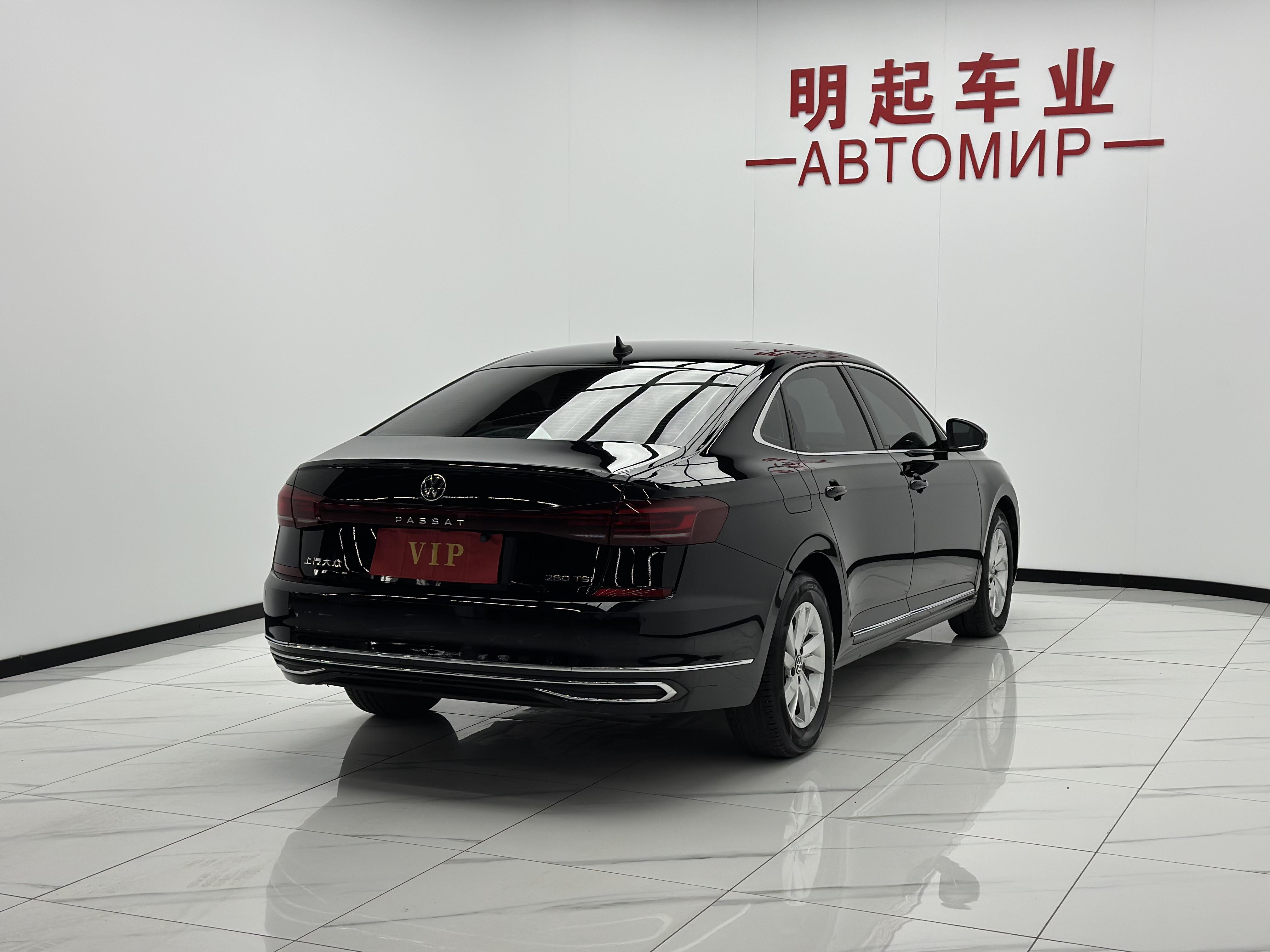 Volkswagen Passat (North America and China) 2023 thumb 4