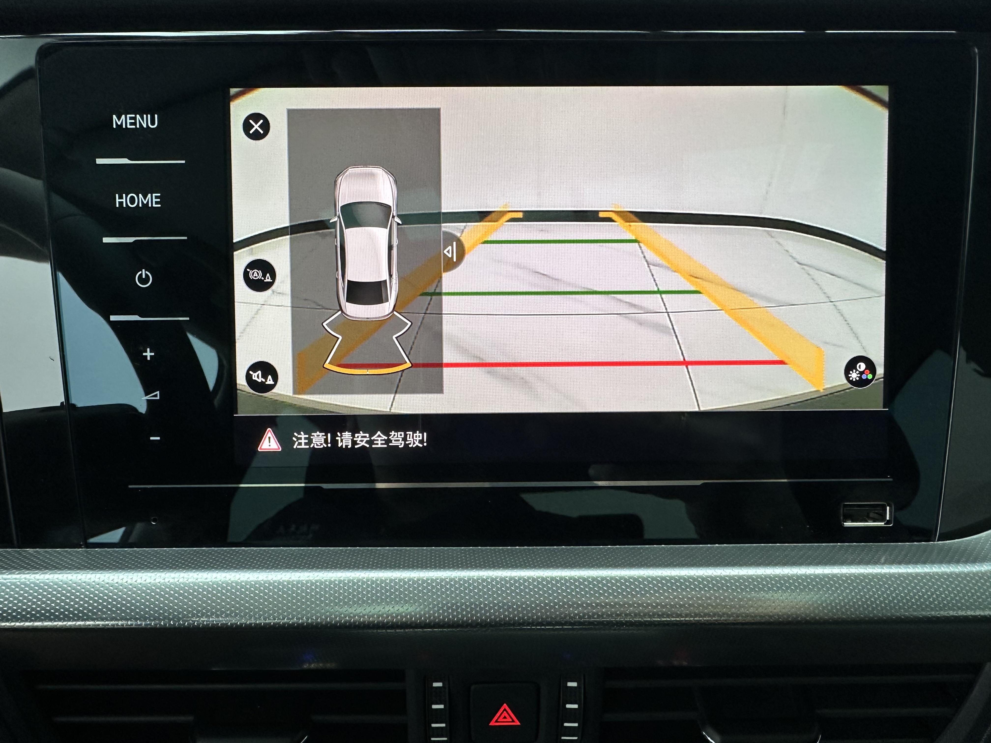 Volkswagen Passat (North America and China) 2023 thumb 8