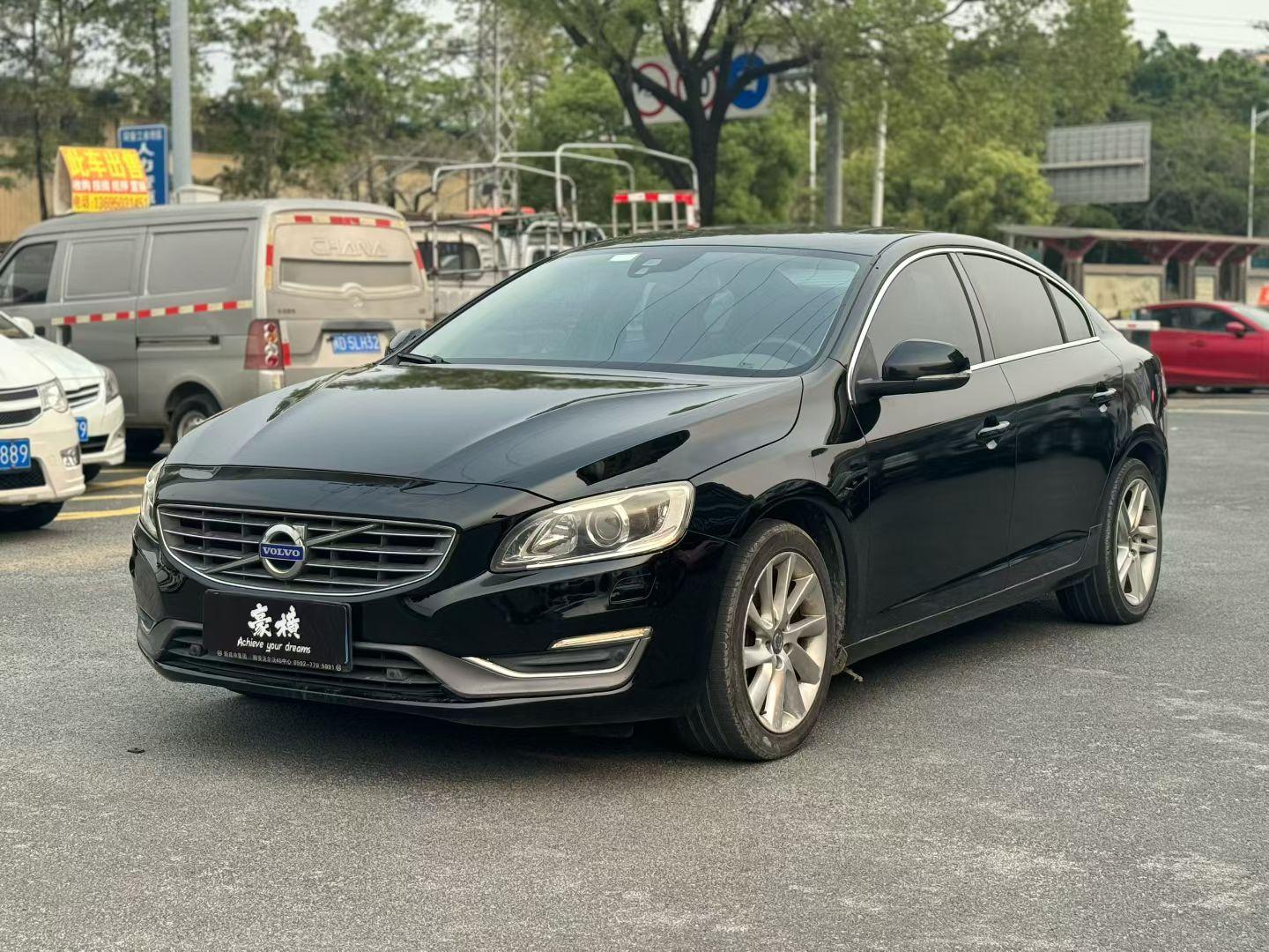 Volvo S60 2014 thumb 8