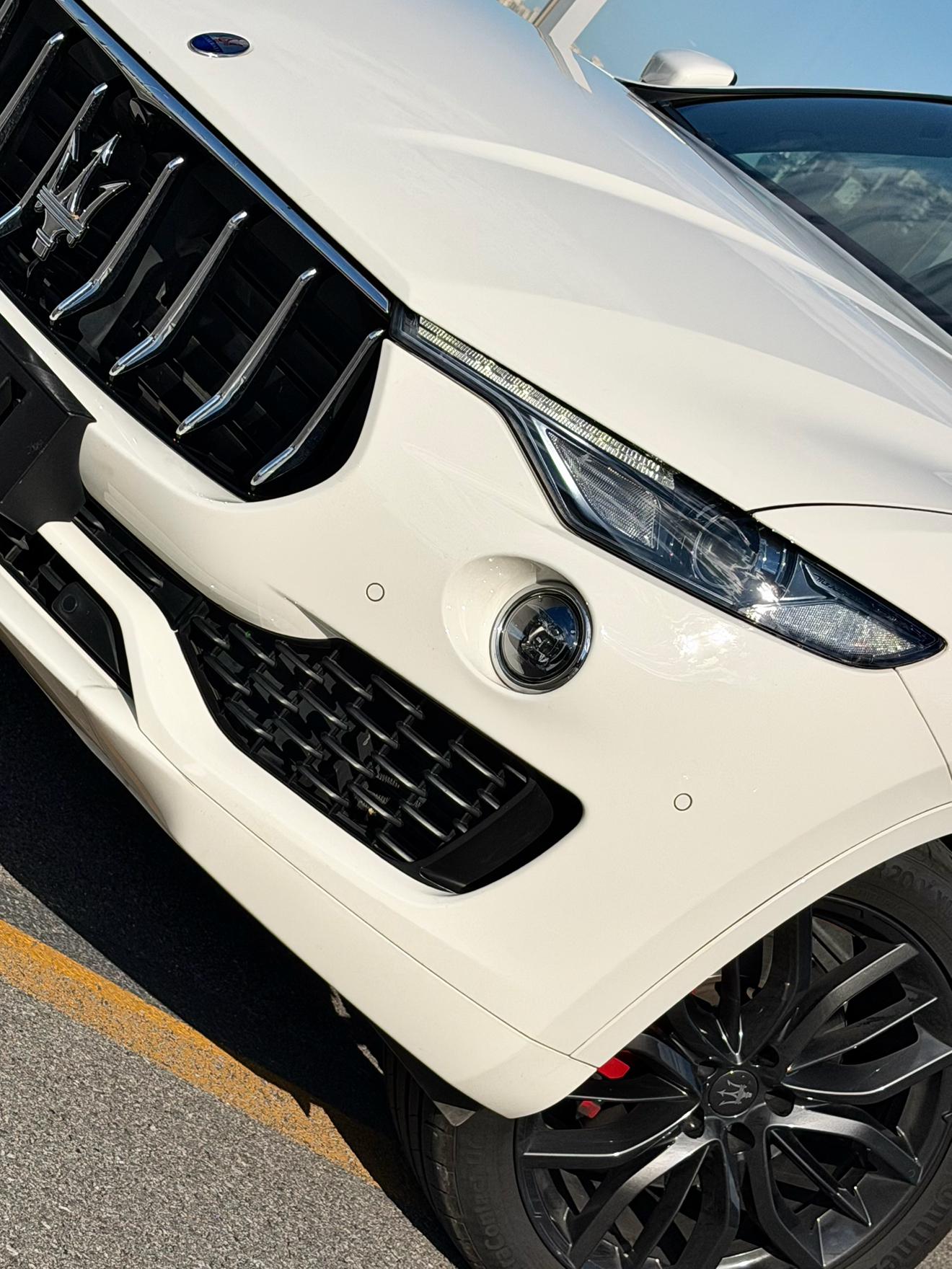Maserati Levante 2018 thumb 4