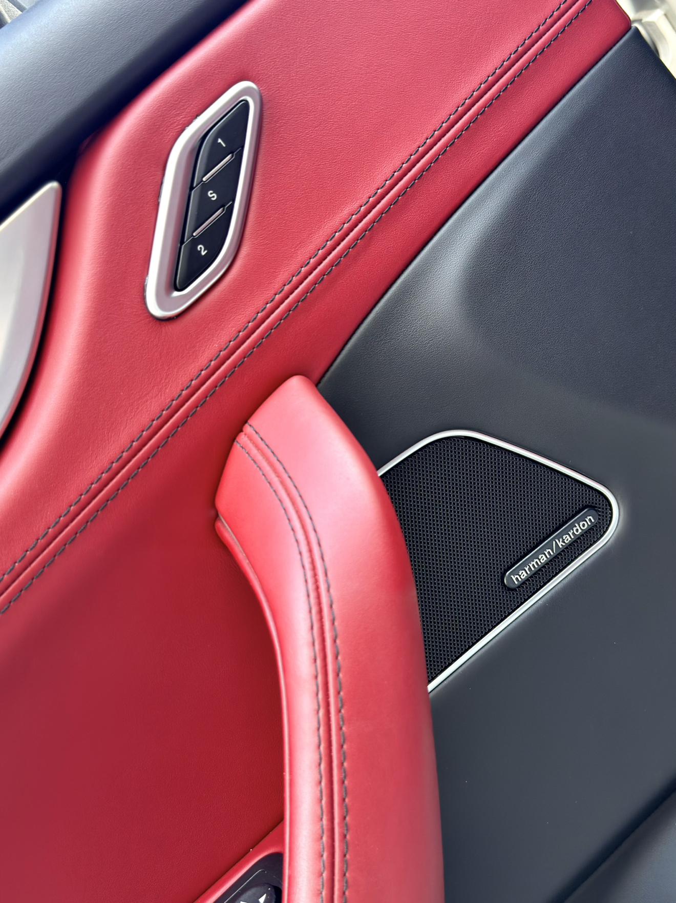 Maserati Levante 2018 thumb 9