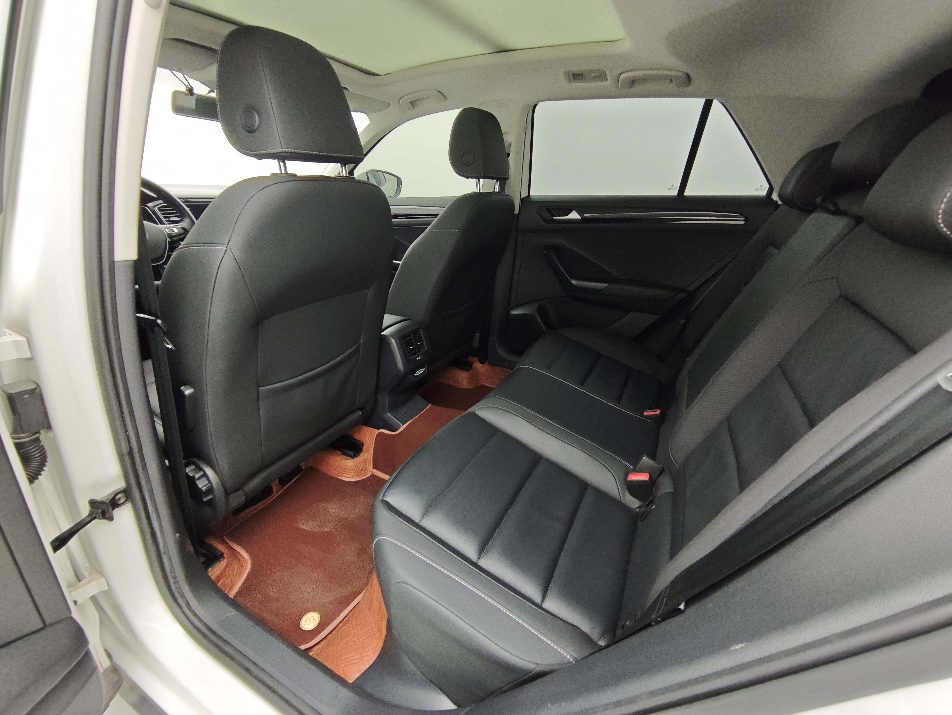 Volkswagen T-Roc 2021 thumb 7