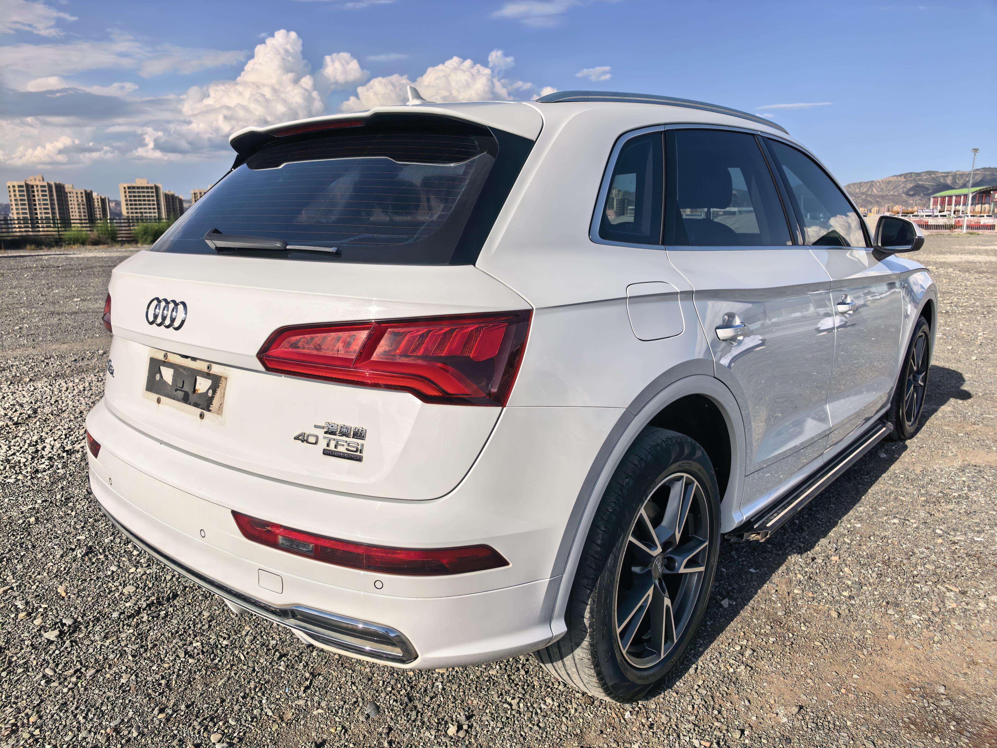 Audi Q5 2018 thumb 4