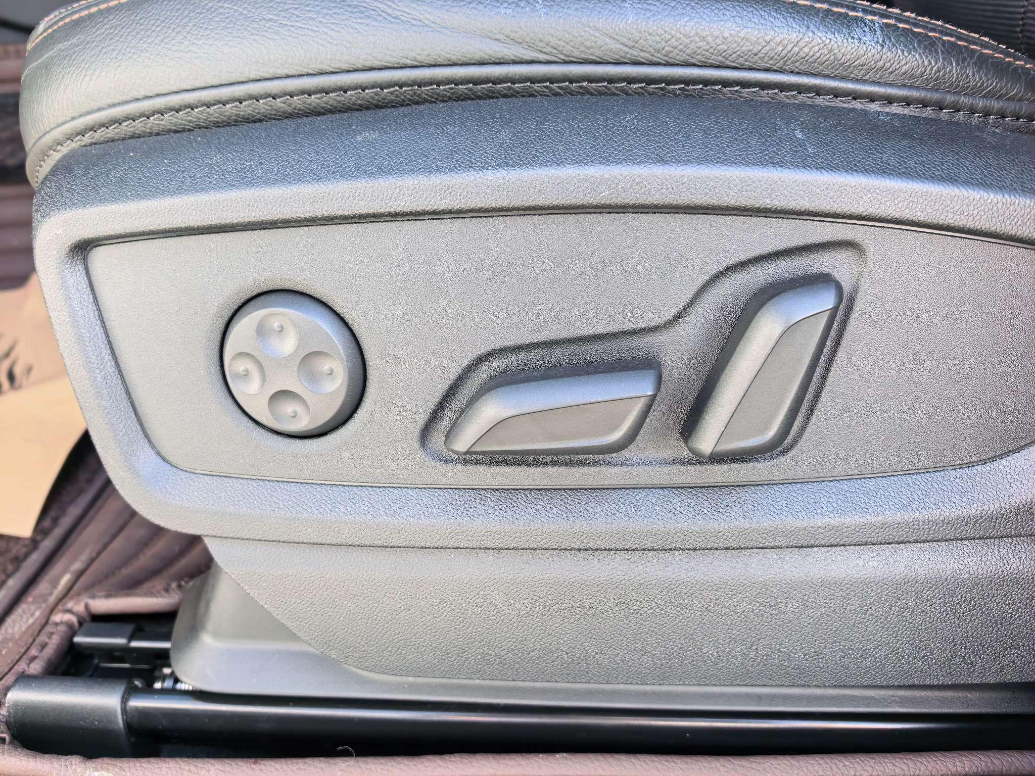Audi Q5 2018 thumb 9