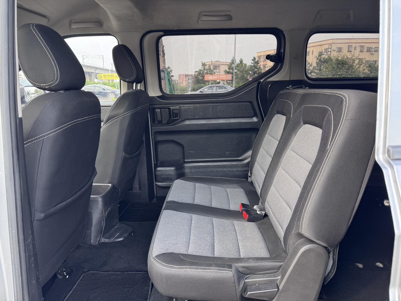 Wuling Zheng Cheng 2021 thumb 7