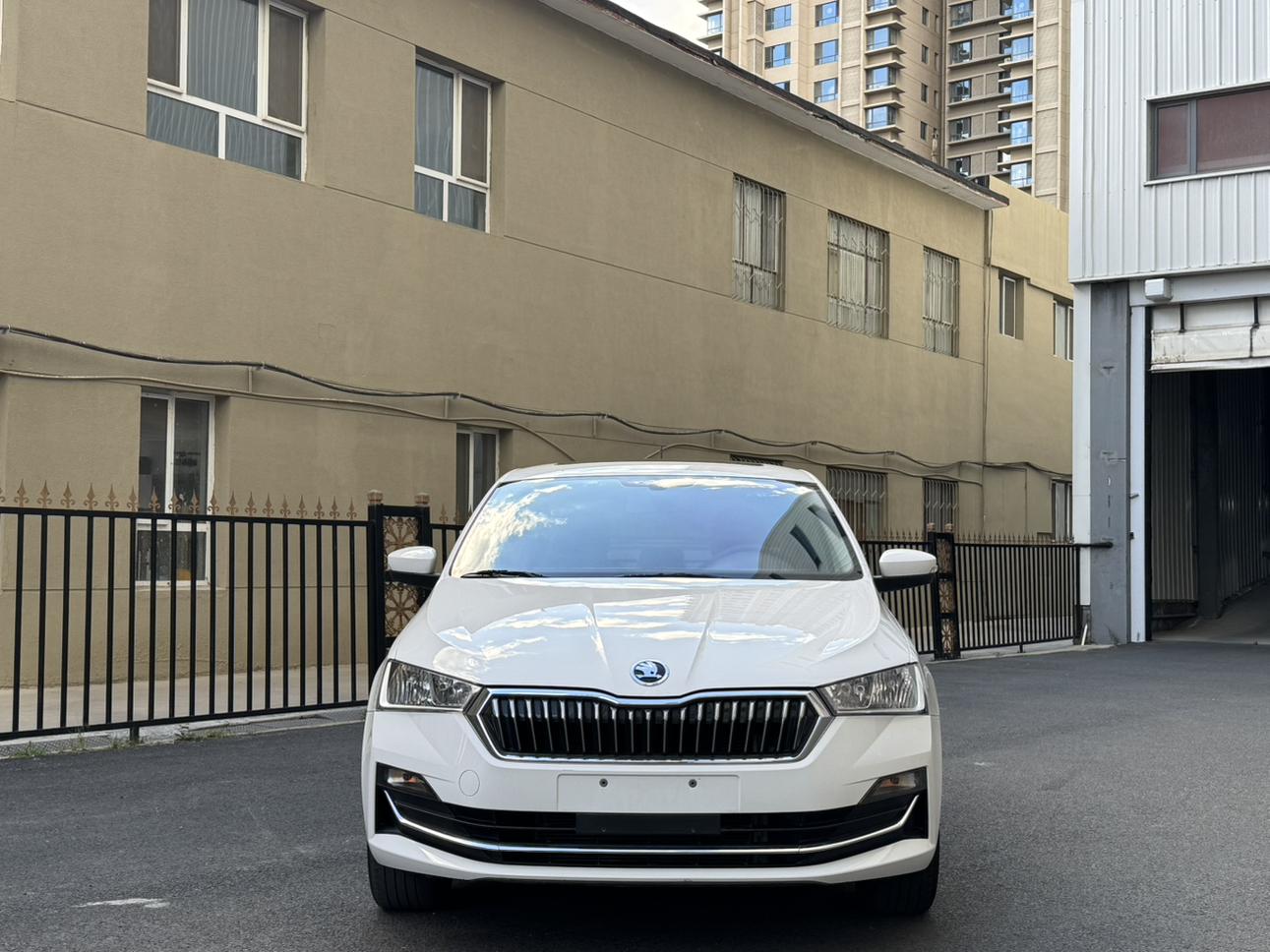 Skoda Xin Rui 2020 thumb 9