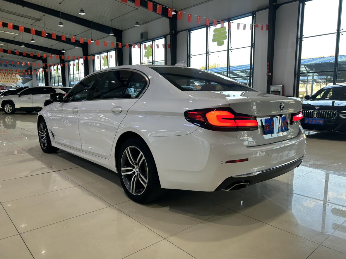 BMW 5 серии 2021 thumb 2
