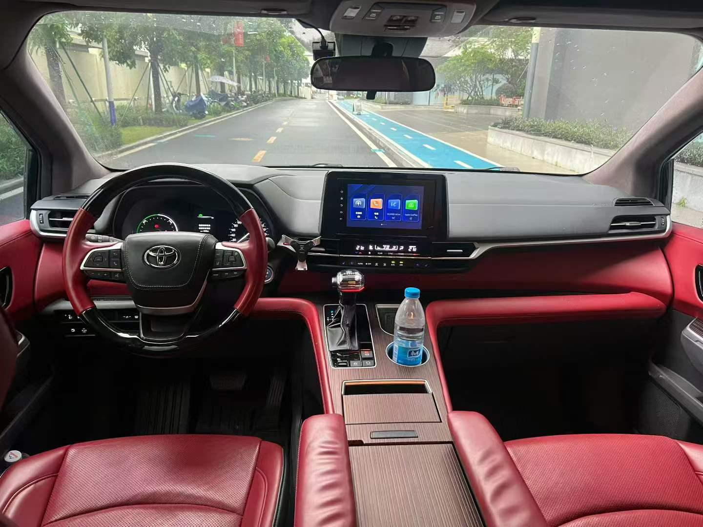 Toyota Sienna 2023 thumb 6