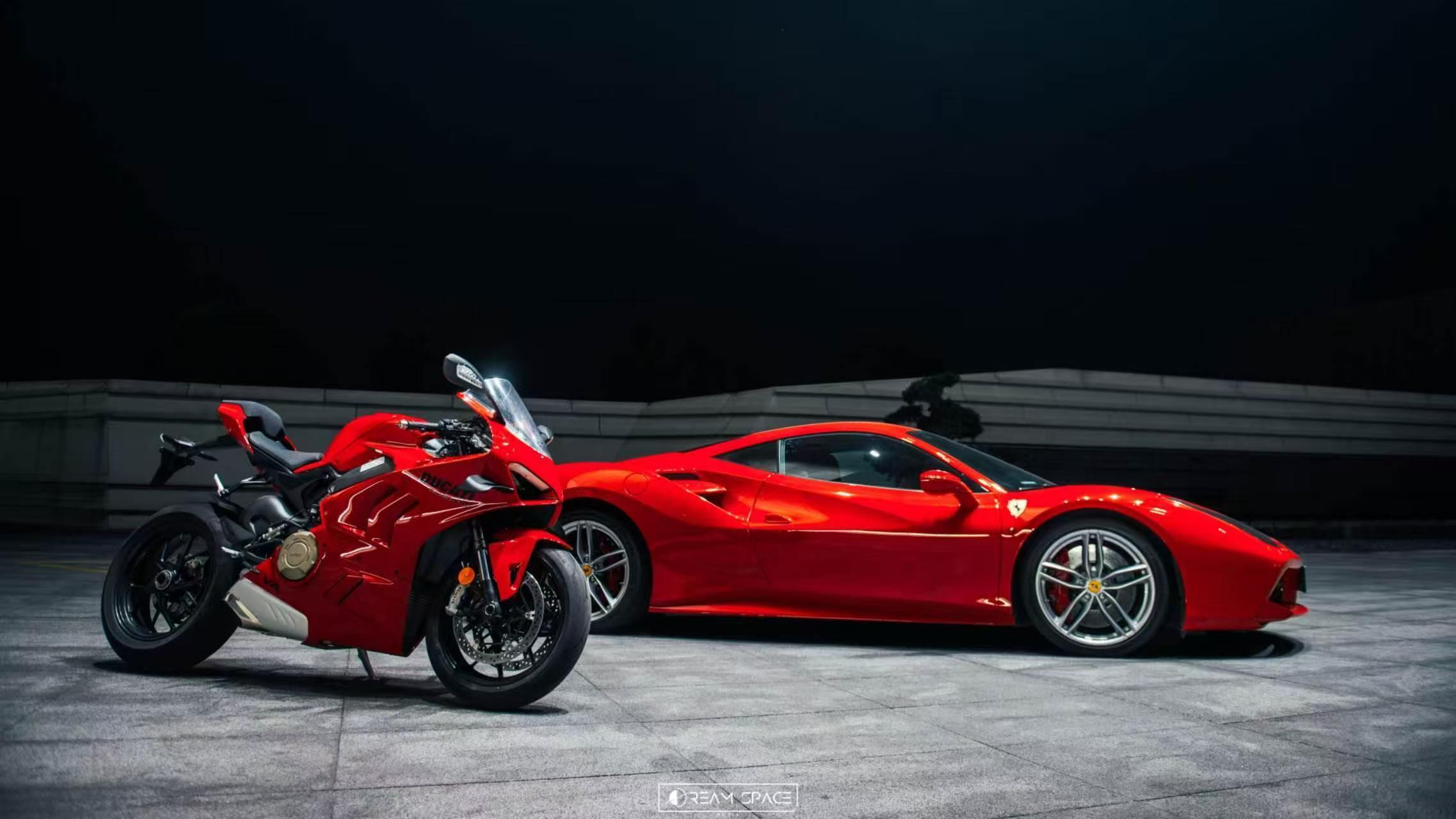 Ferrari 488 2015 thumb 8