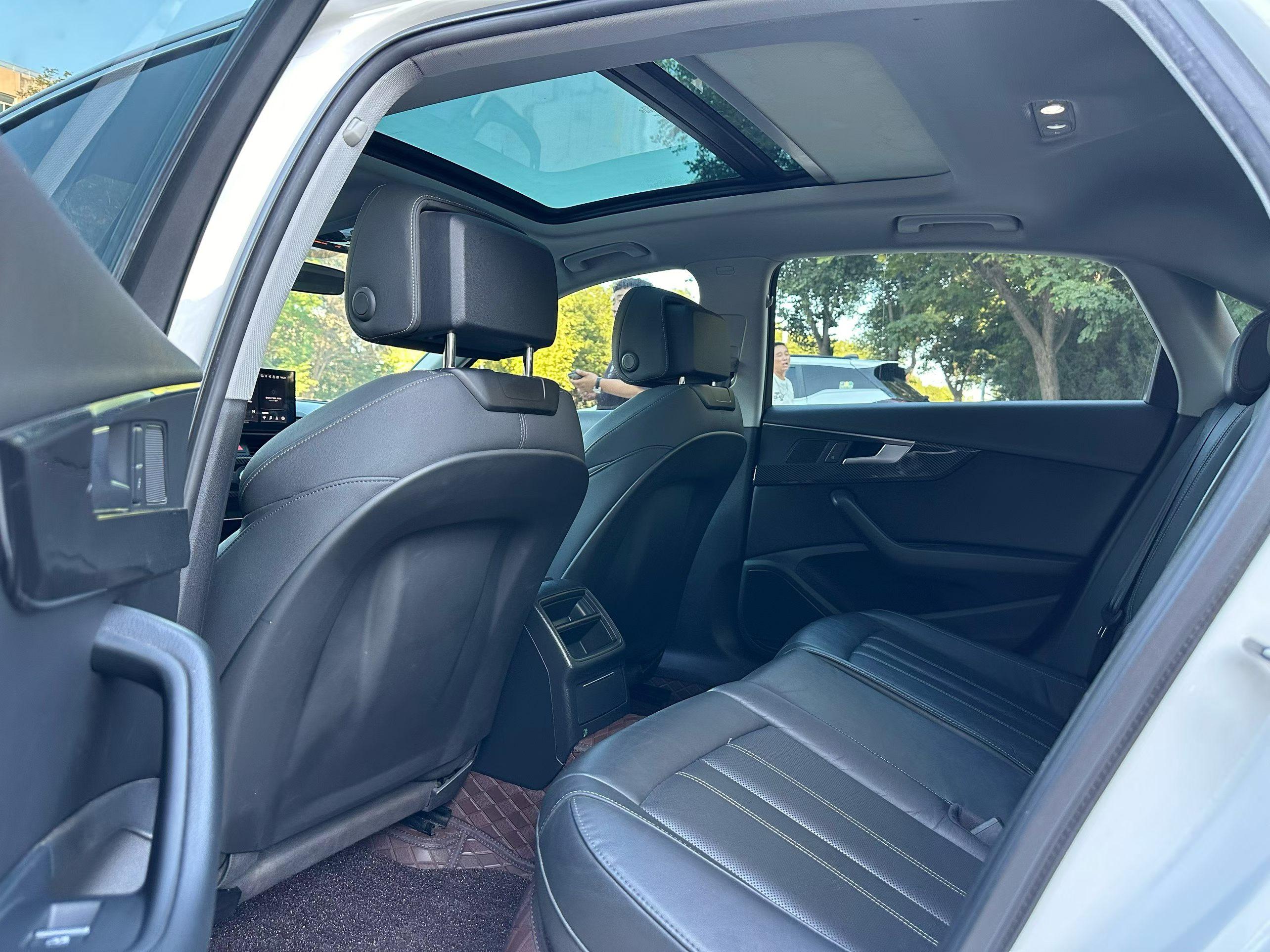 Audi A4 2020 thumb 7