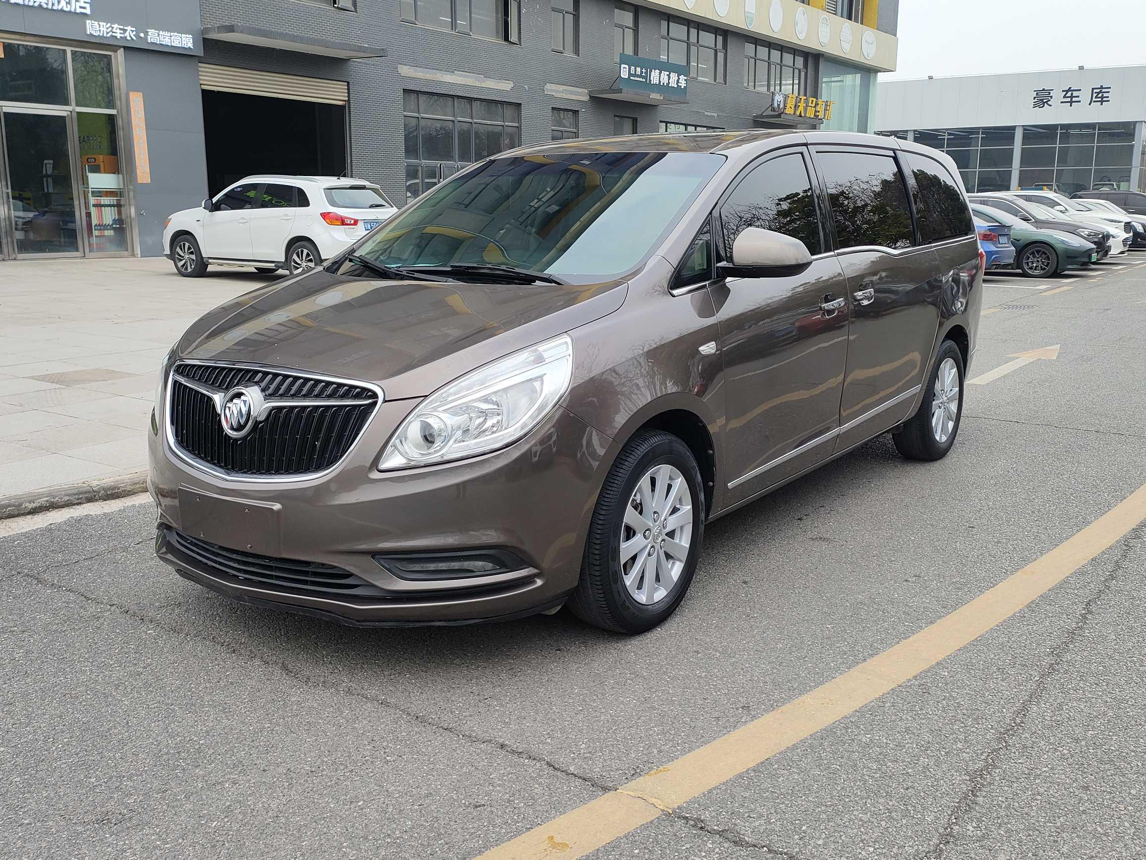 Buick GL8 2017 thumb 8