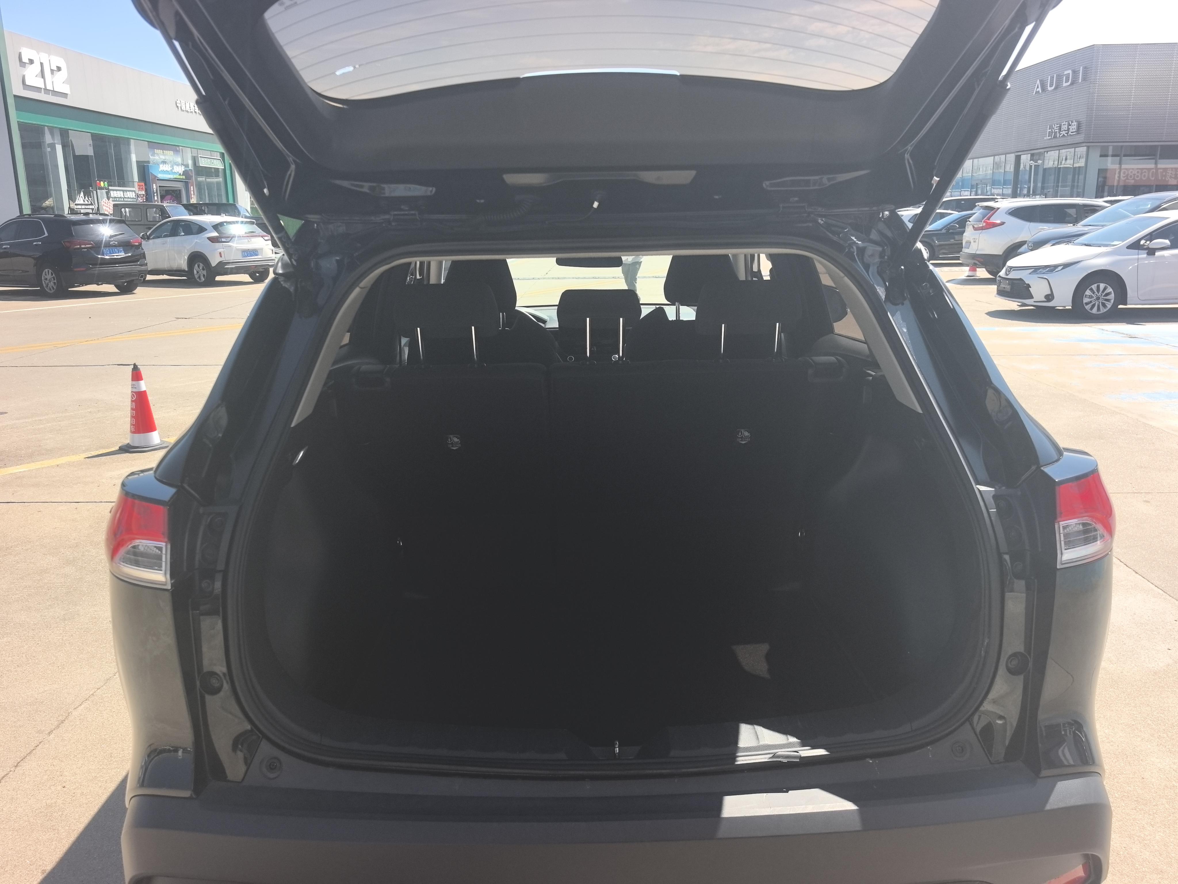 Toyota Frontlander 2024 thumb 8