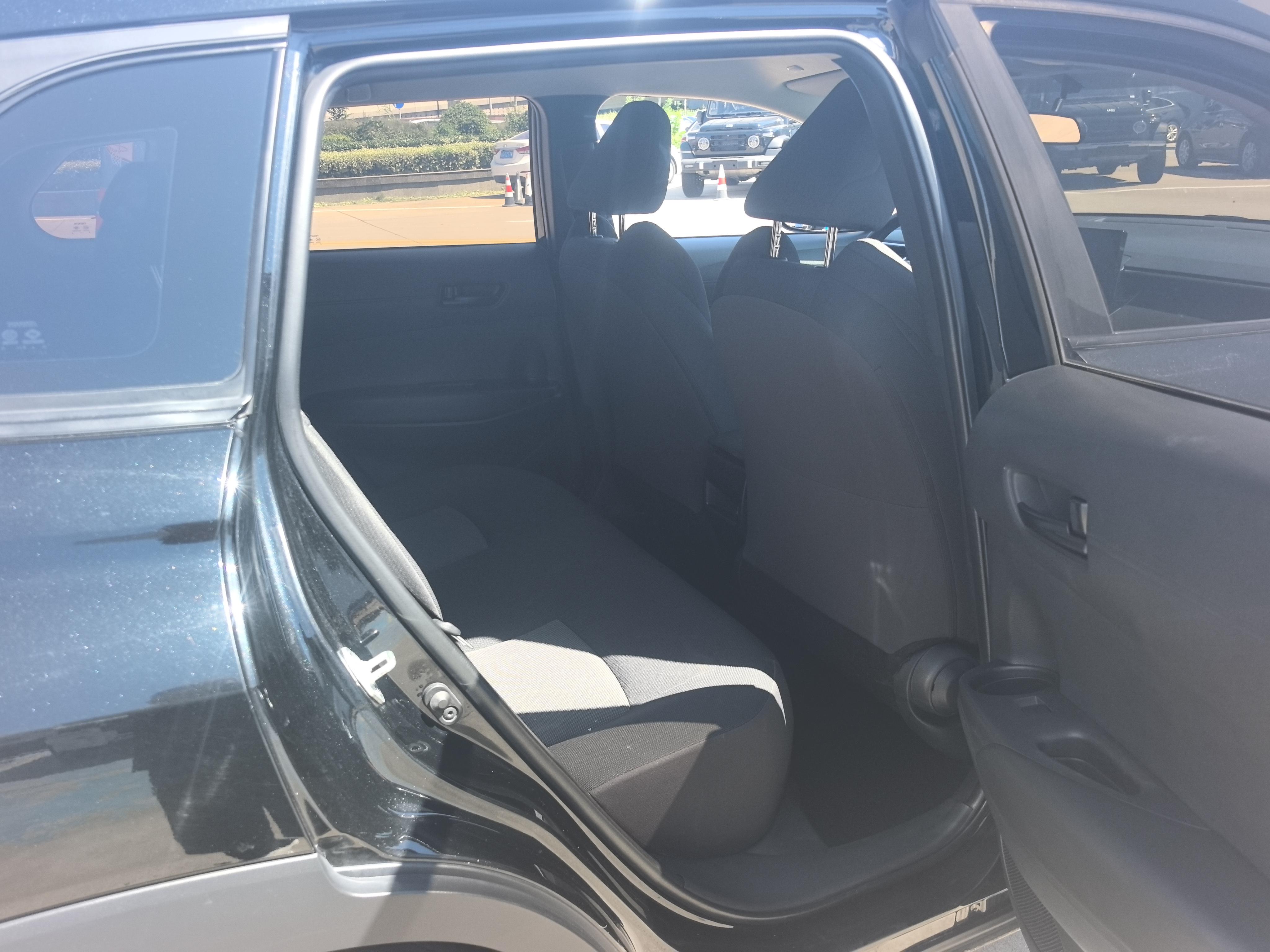 Toyota Frontlander 2024 thumb 9