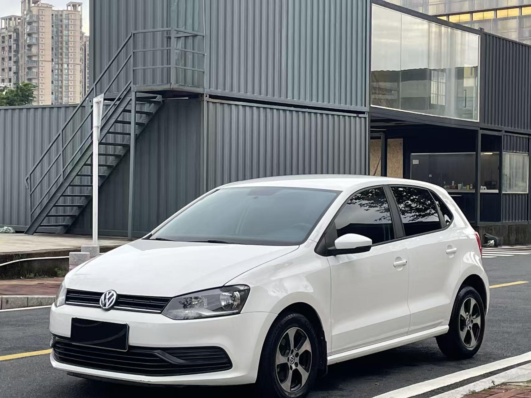 Volkswagen Polo 2016 thumb 8