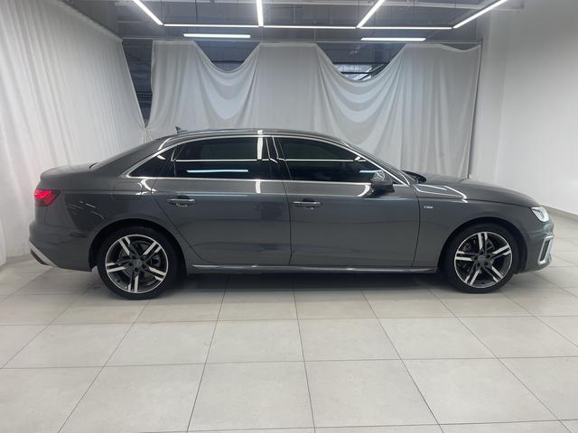 Audi A4 2020 thumb 6