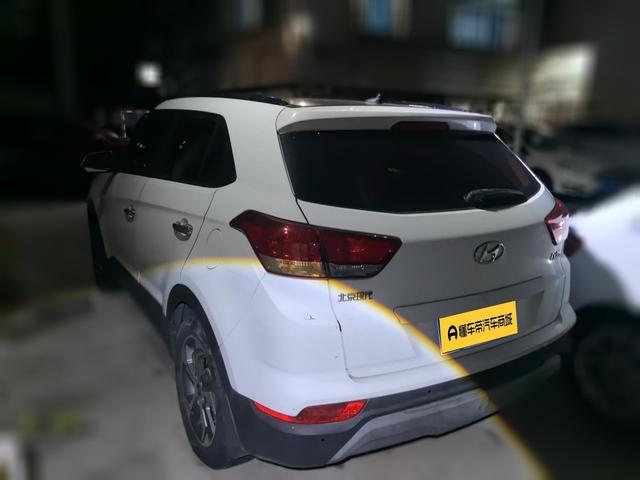 Hyundai ix25 2017 thumb 2