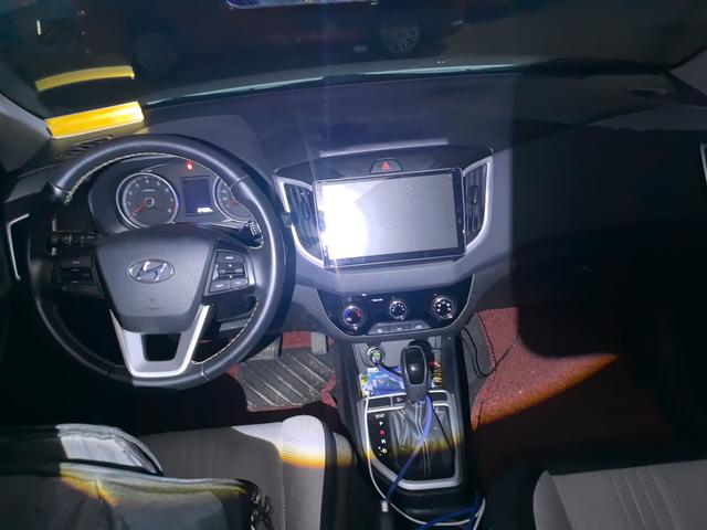 Hyundai ix25 2017 thumb 3