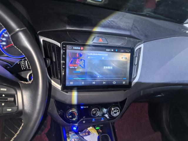Hyundai ix25 2017 thumb 6