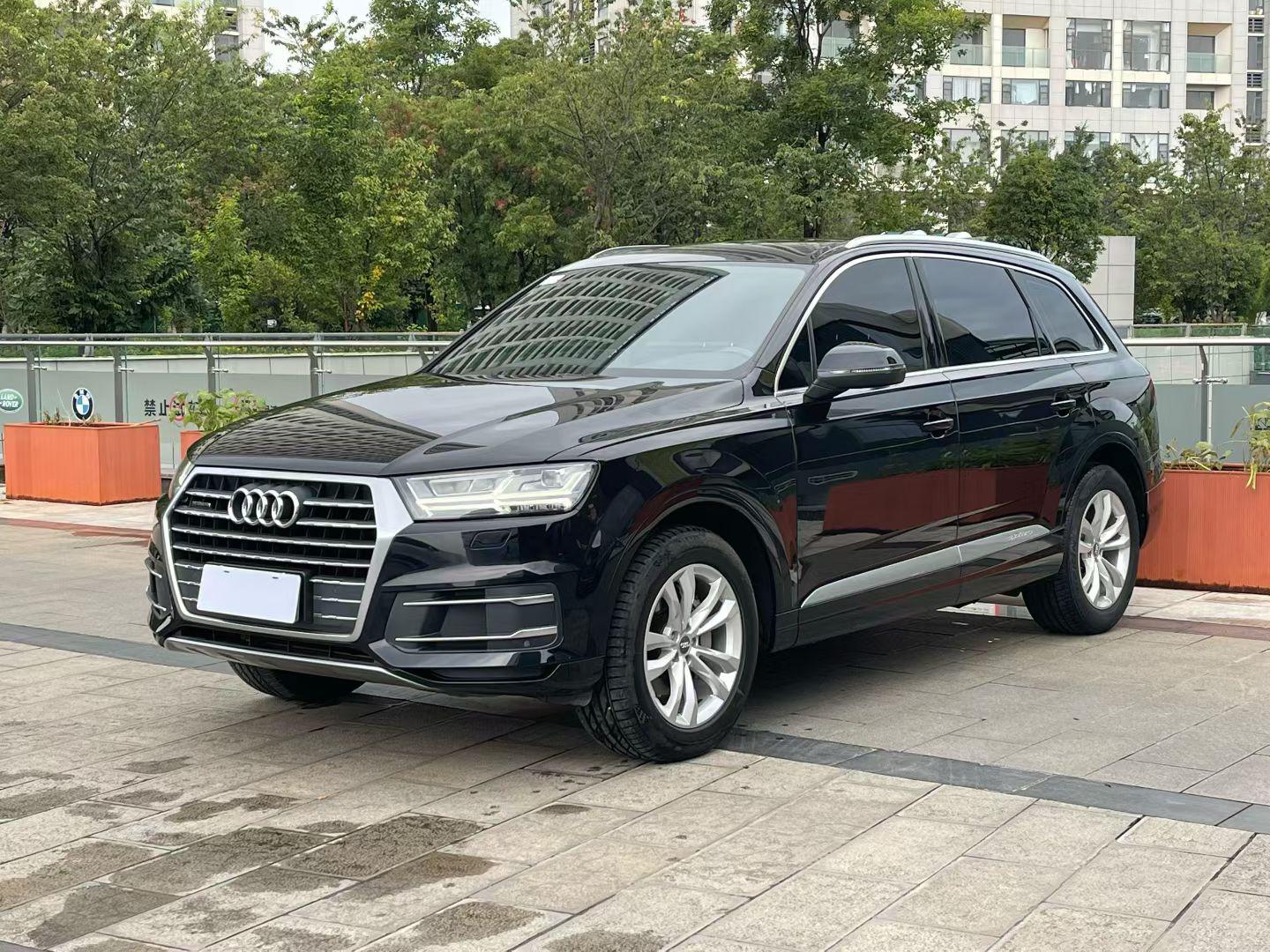 Audi Q7 2019 thumb 8