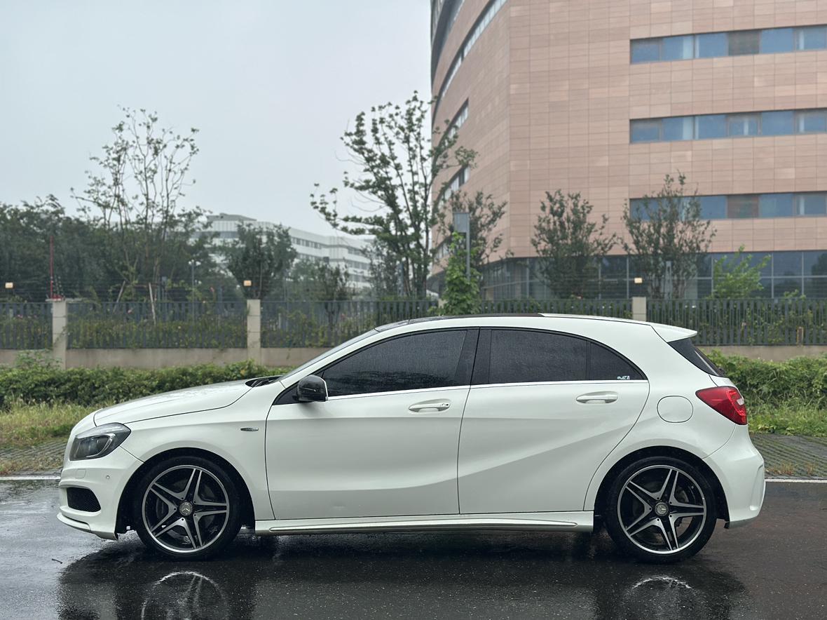 Mercedes-Benz A-Класс 2013 thumb 2