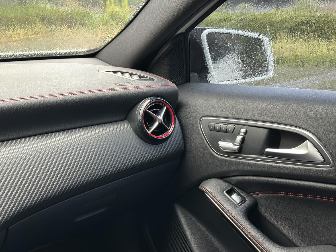 Mercedes-Benz A-Класс 2013 thumb 10
