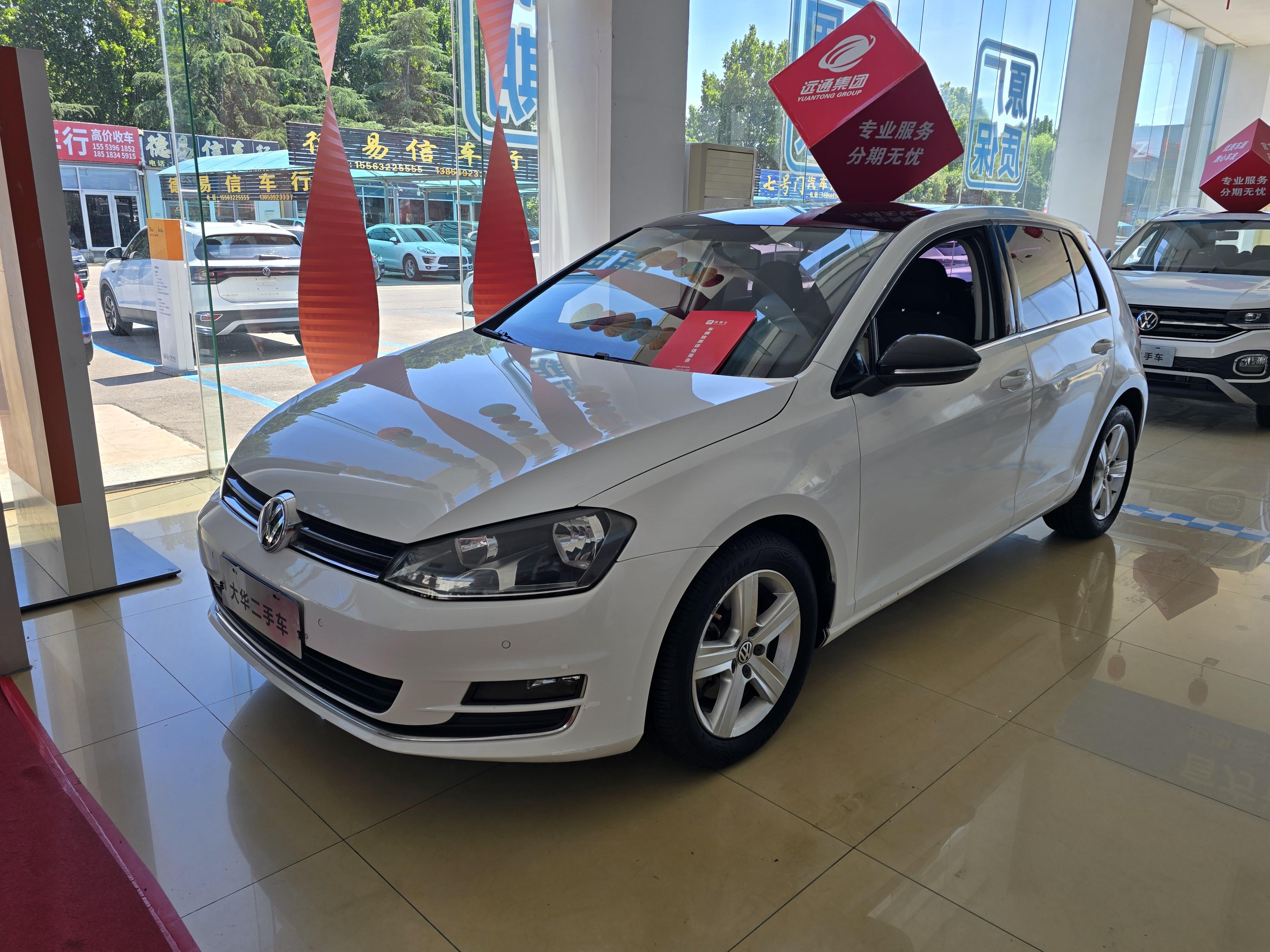Volkswagen Golf Sportsvan 2017 thumb 12