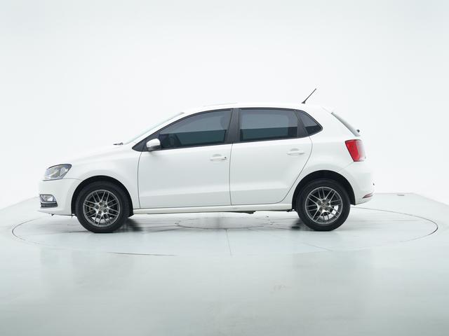 Volkswagen Polo 2016 thumb 2