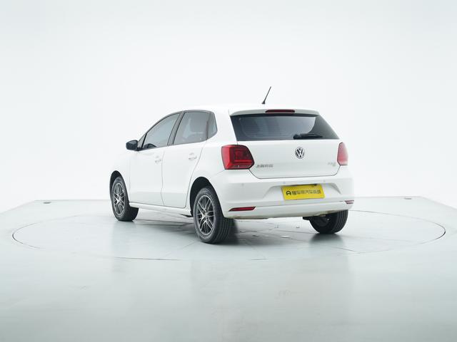 Volkswagen Polo 2016 thumb 3