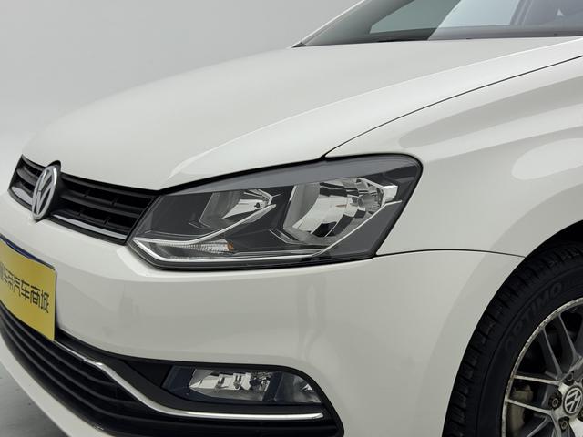 Volkswagen Polo 2016 thumb 10
