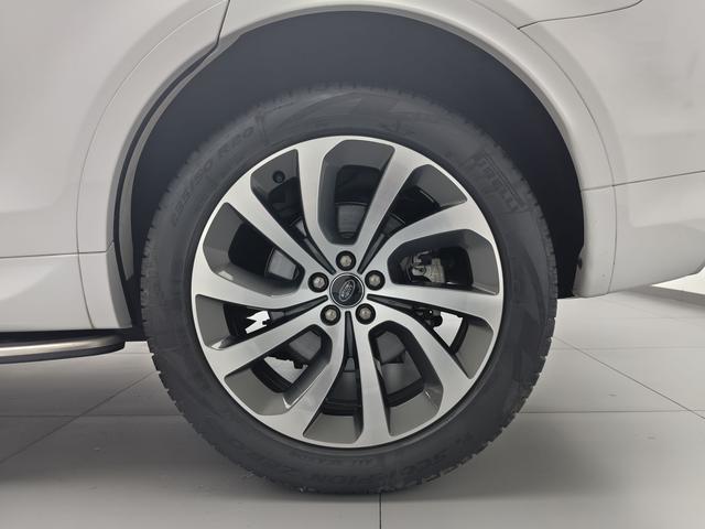 Land Rover Discovery Sport 2022 thumb 7