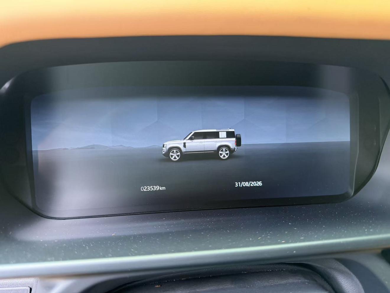 Land Rover Defender 2024 thumb 9