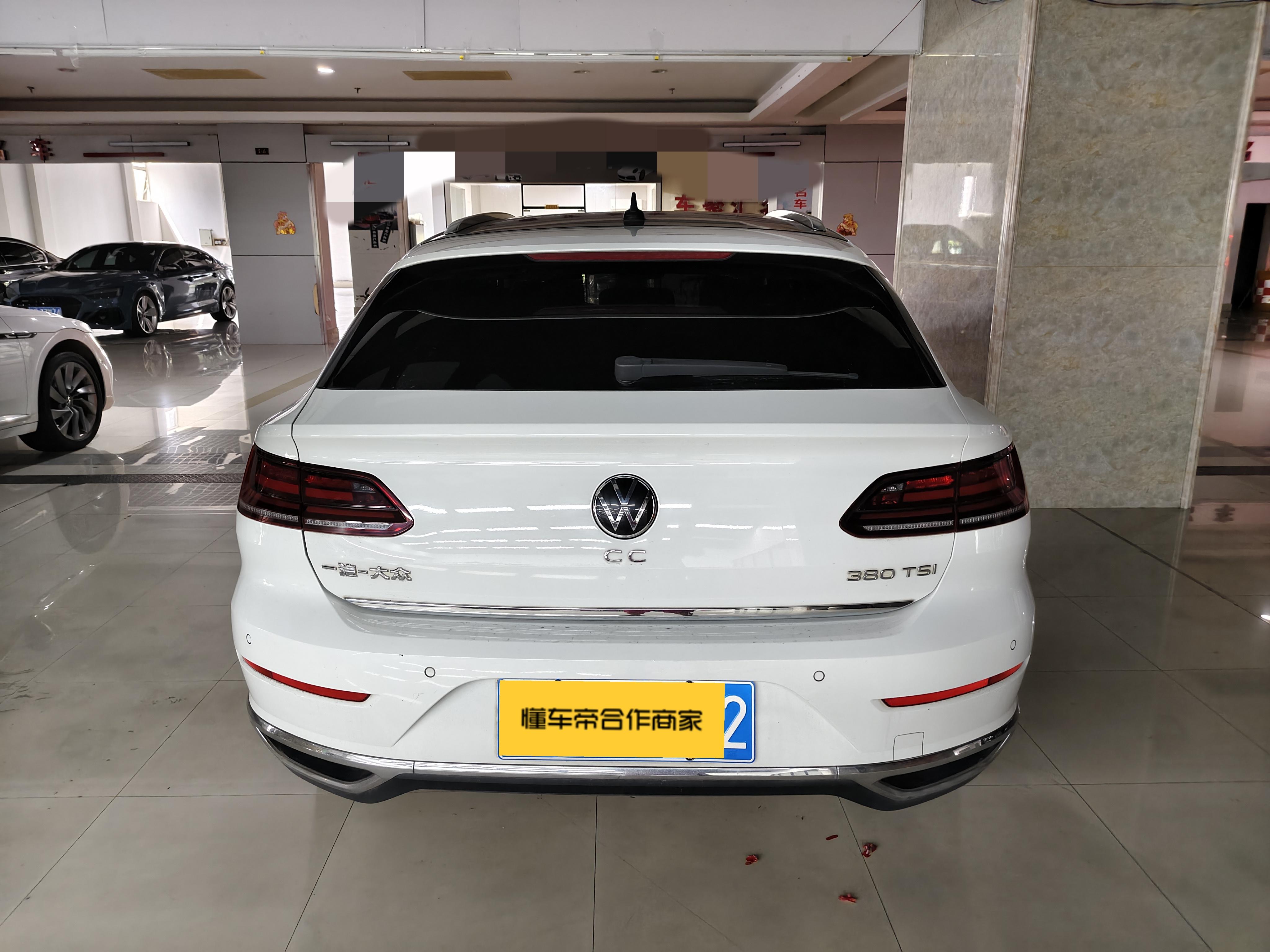 Volkswagen Arteon 2021 thumb 3