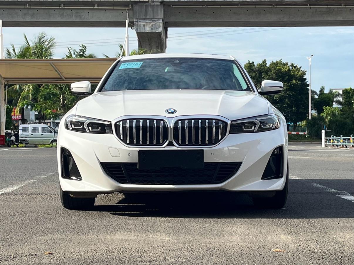 BMW i3 2023 thumb 9