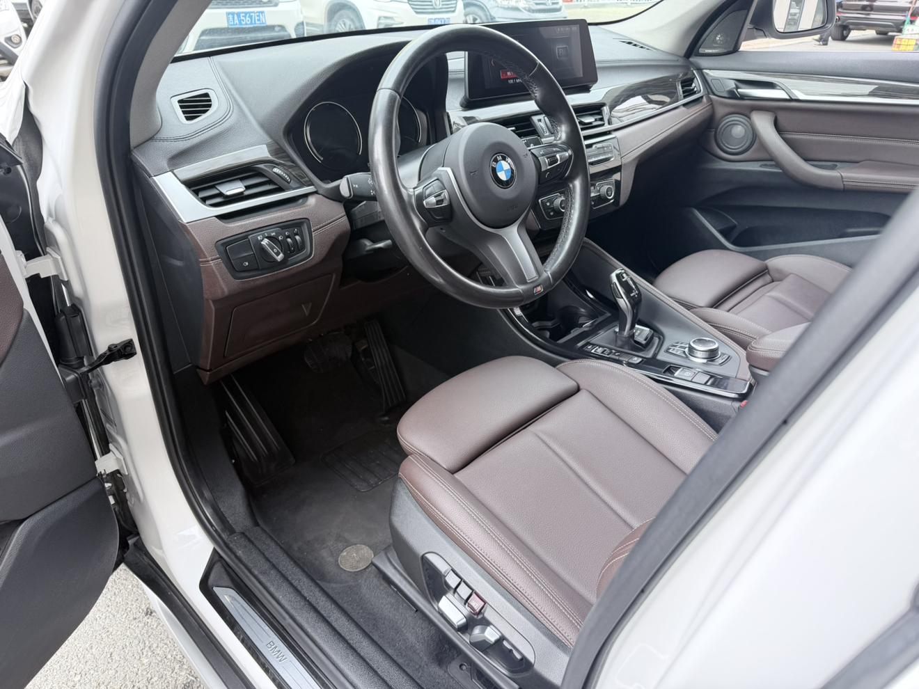 BMW X1 2022 thumb 7