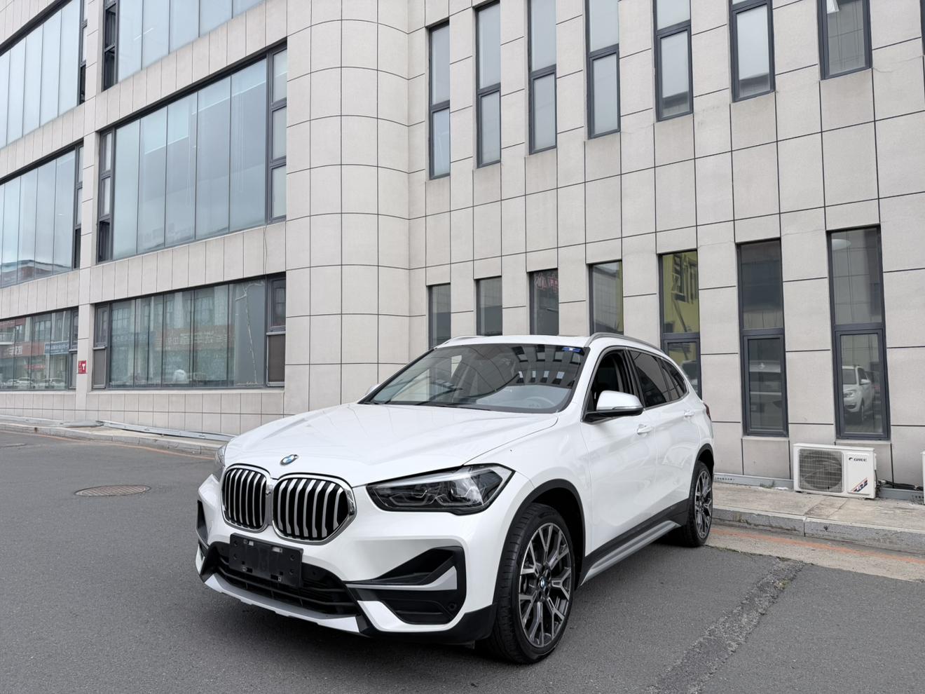 BMW X1 2022 thumb 9