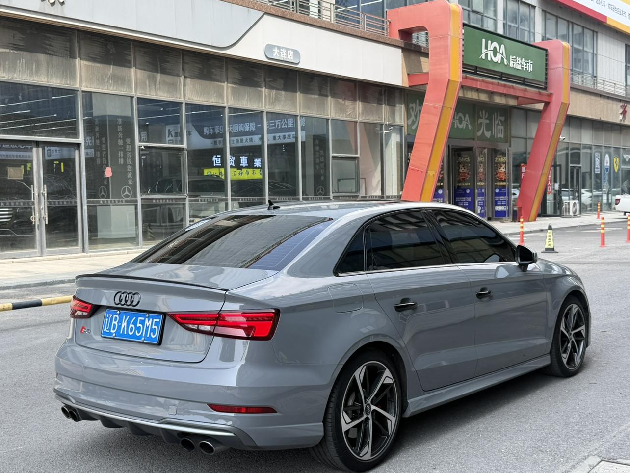 Audi S3 2019 thumb 12