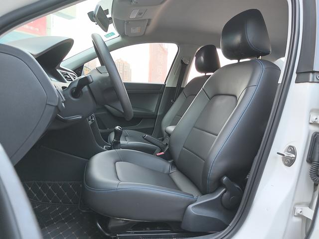 Volkswagen Santana 2015 thumb 8