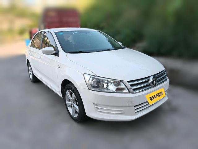 Volkswagen Santana 2015 thumb 12