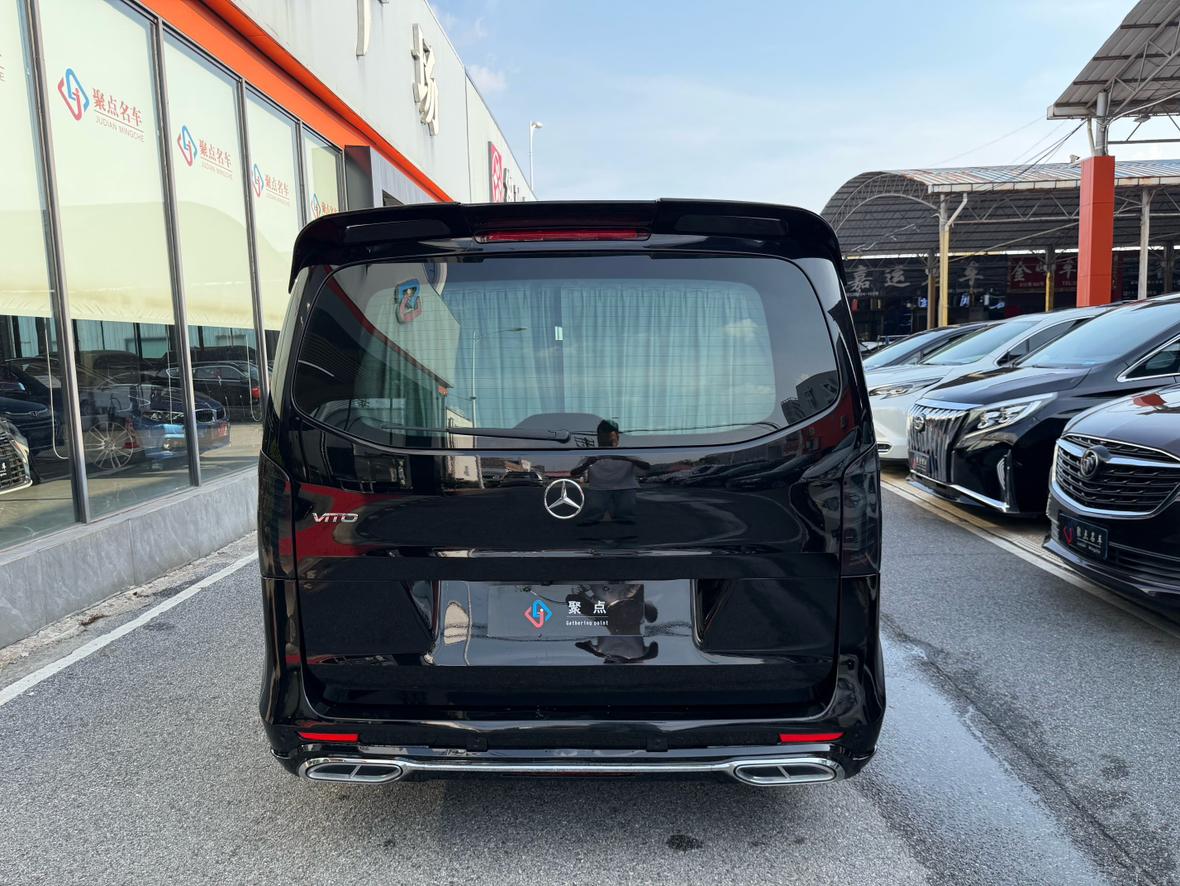 Mercedes-Benz Wei Ting 2023 thumb 2