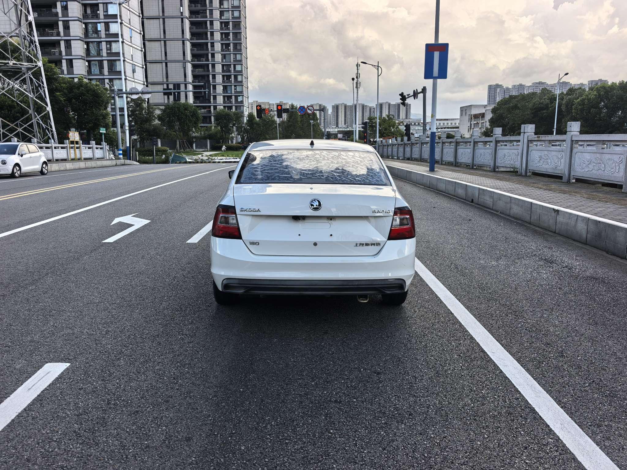 Skoda Xin Rui 2018 thumb 3