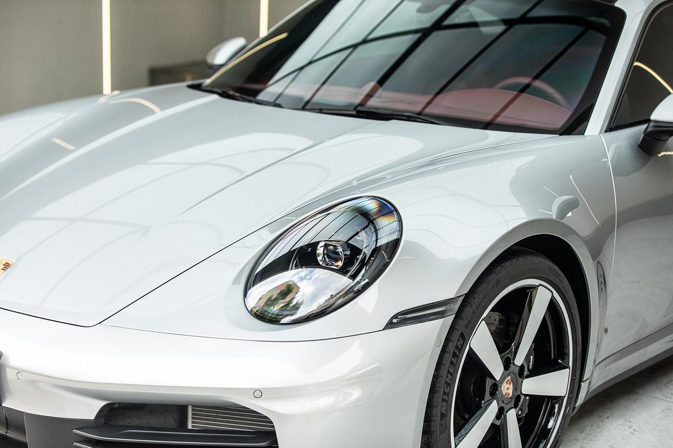 Porsche 911 2025 thumb 8