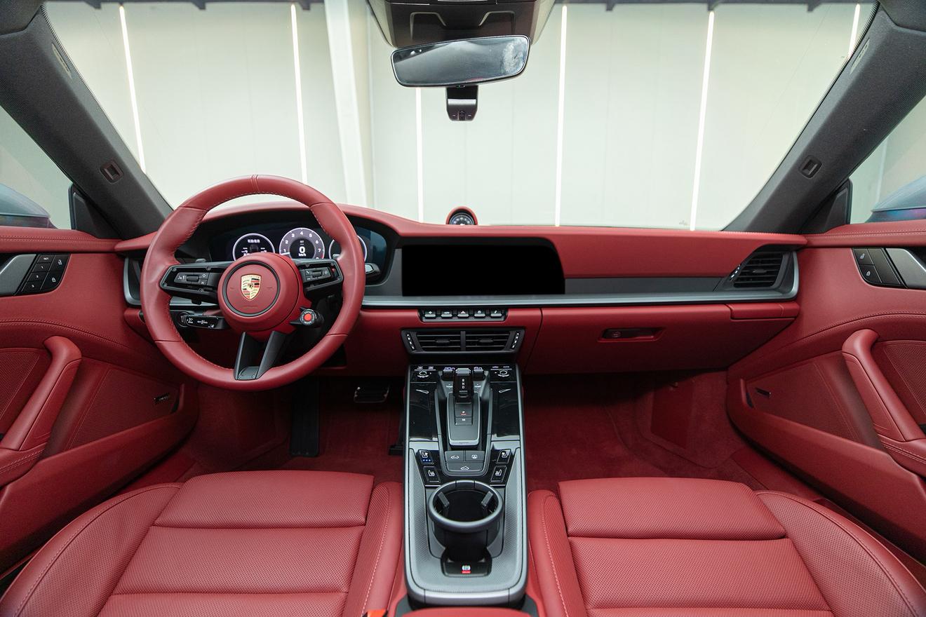 Porsche 911 2025 thumb 9