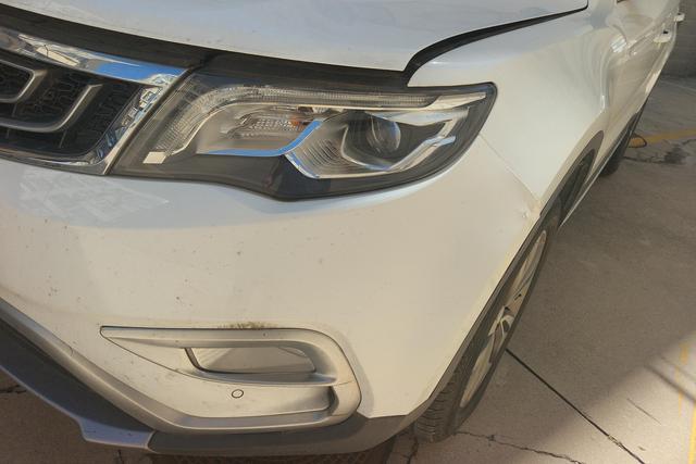 Geely Boyue 2016 thumb 3
