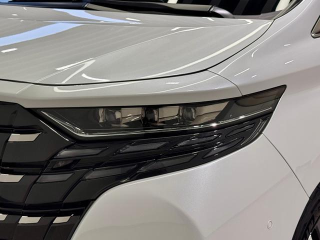 Toyota Alphard 2023 thumb 7