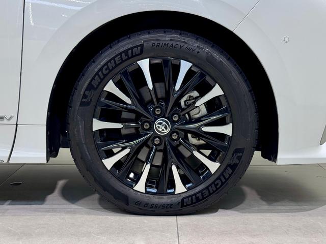 Toyota Alphard 2023 thumb 9