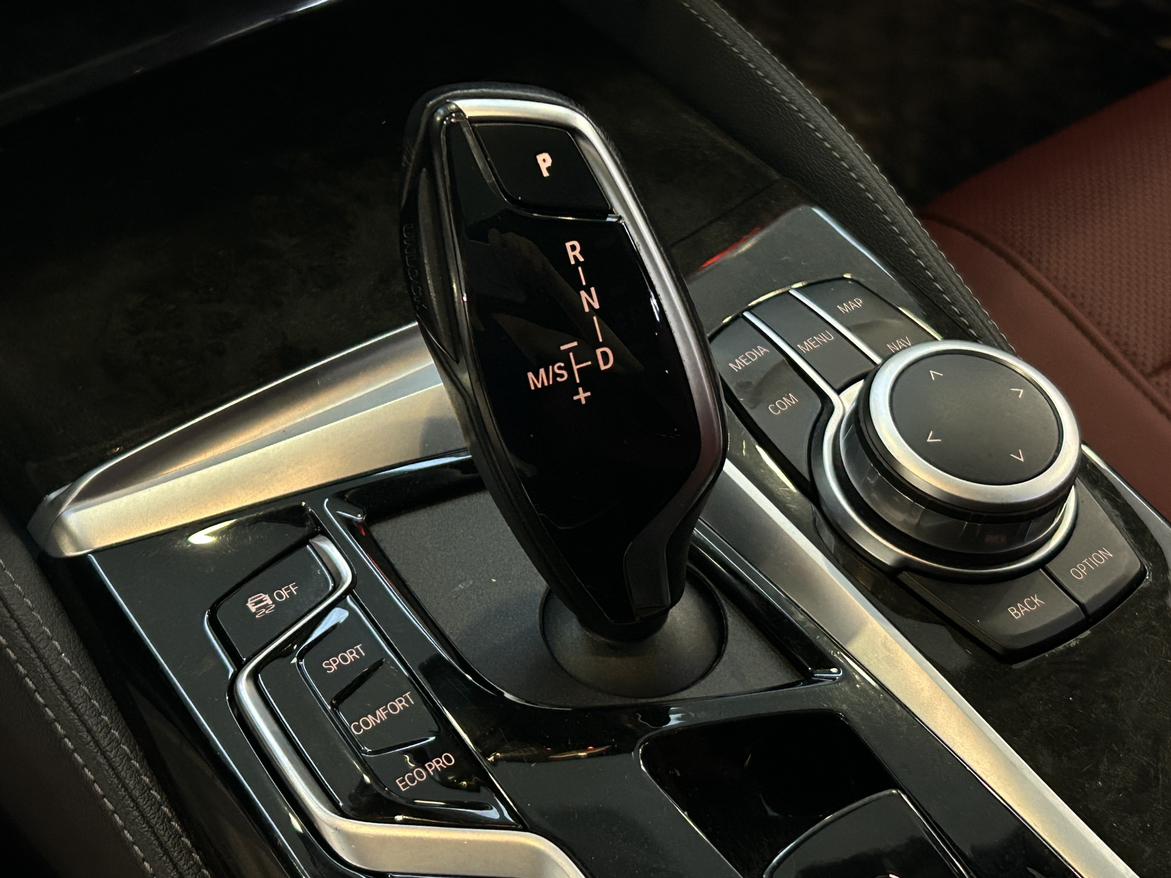 BMW 5 серии 2022 thumb 9