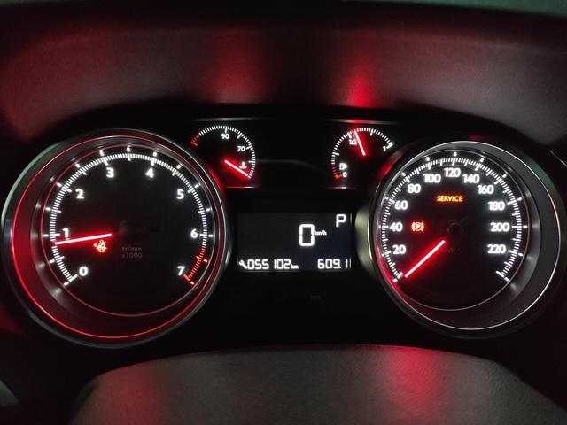 Peugeot 408 2016 thumb 4