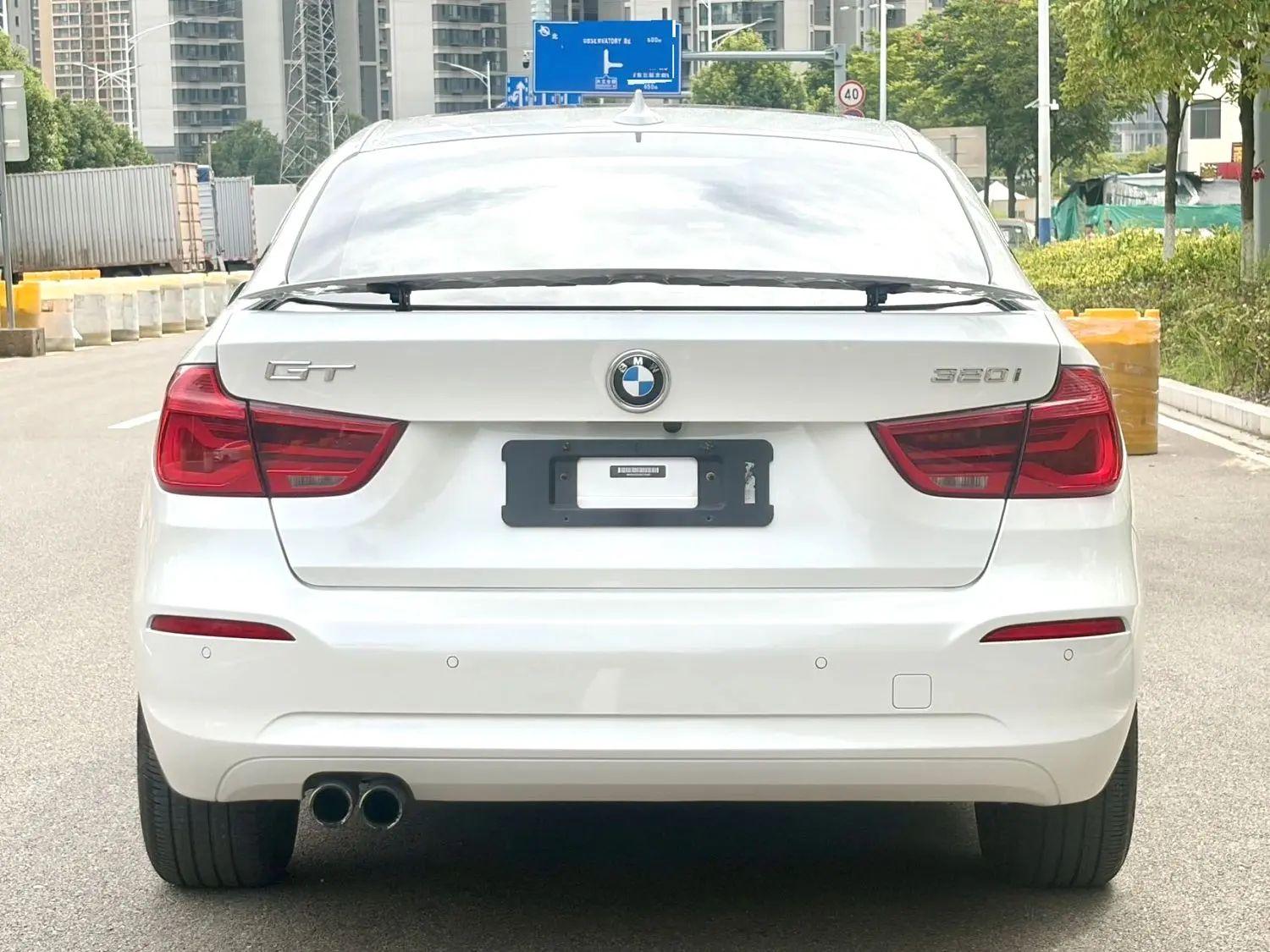BMW 3 серии 2017 thumb 10